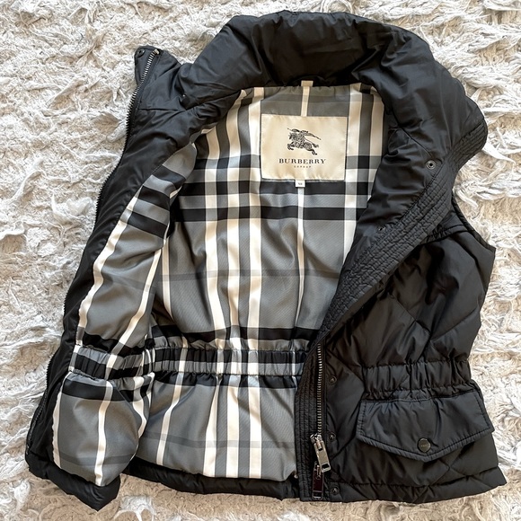 Burberry vest. XS (wears like a petite). - Picture 1 of 11